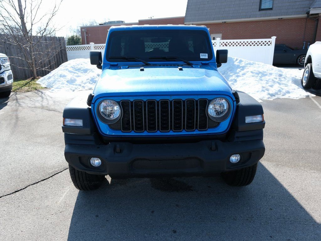 Used 2026 Jeep Wrangler Sport image 11