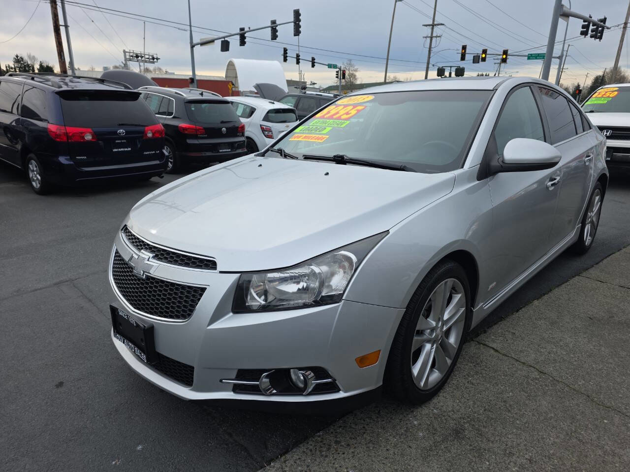 Used 2013 Chevrolet Cruze LTZ w/ RS Package image 5