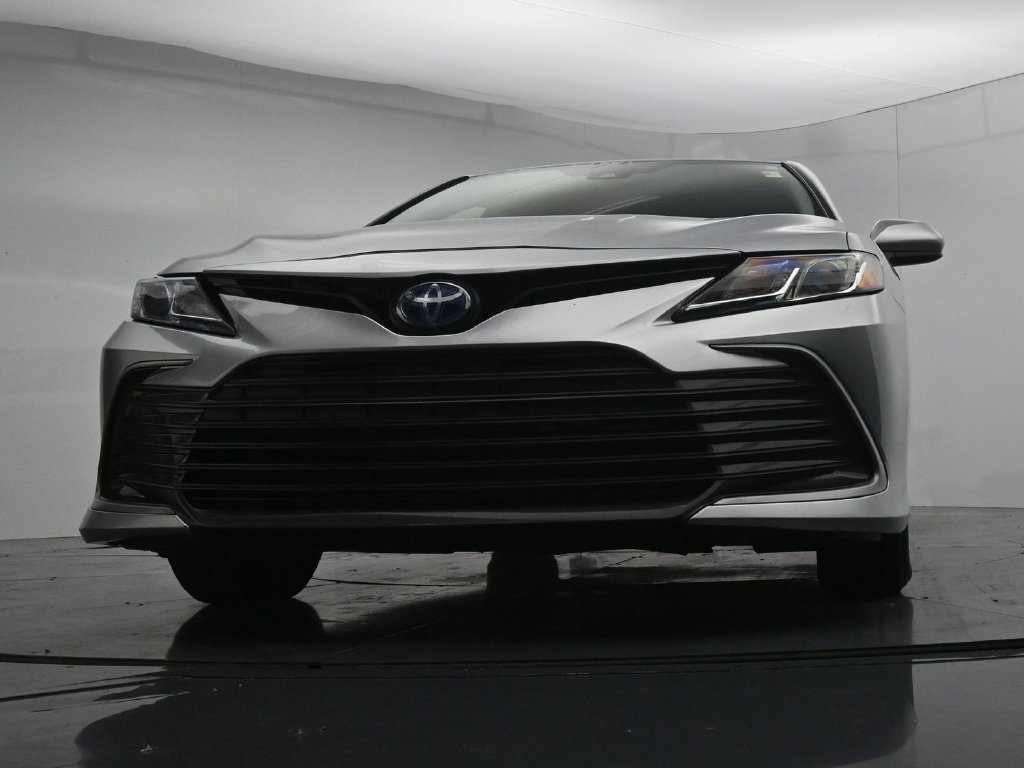 Used 2022 Toyota Camry LE FWD image 19