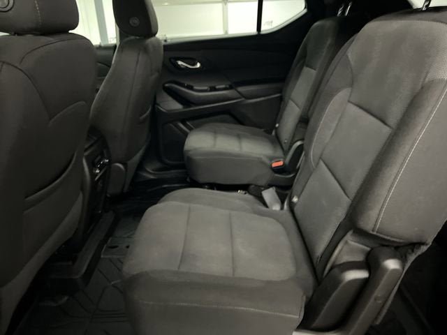 Certified 2023 Chevrolet Traverse LT FWD image 24