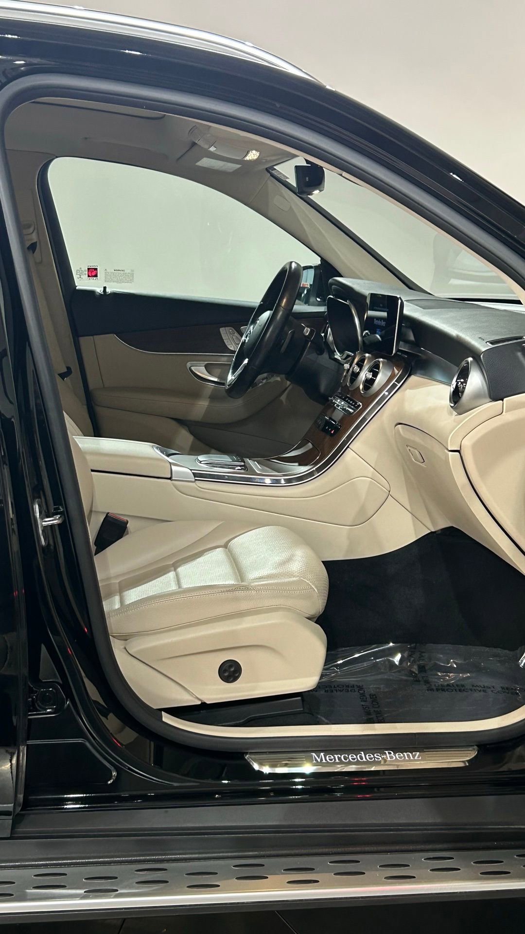 Used 2022 Mercedes-Benz GLC 300 4MATIC image 57