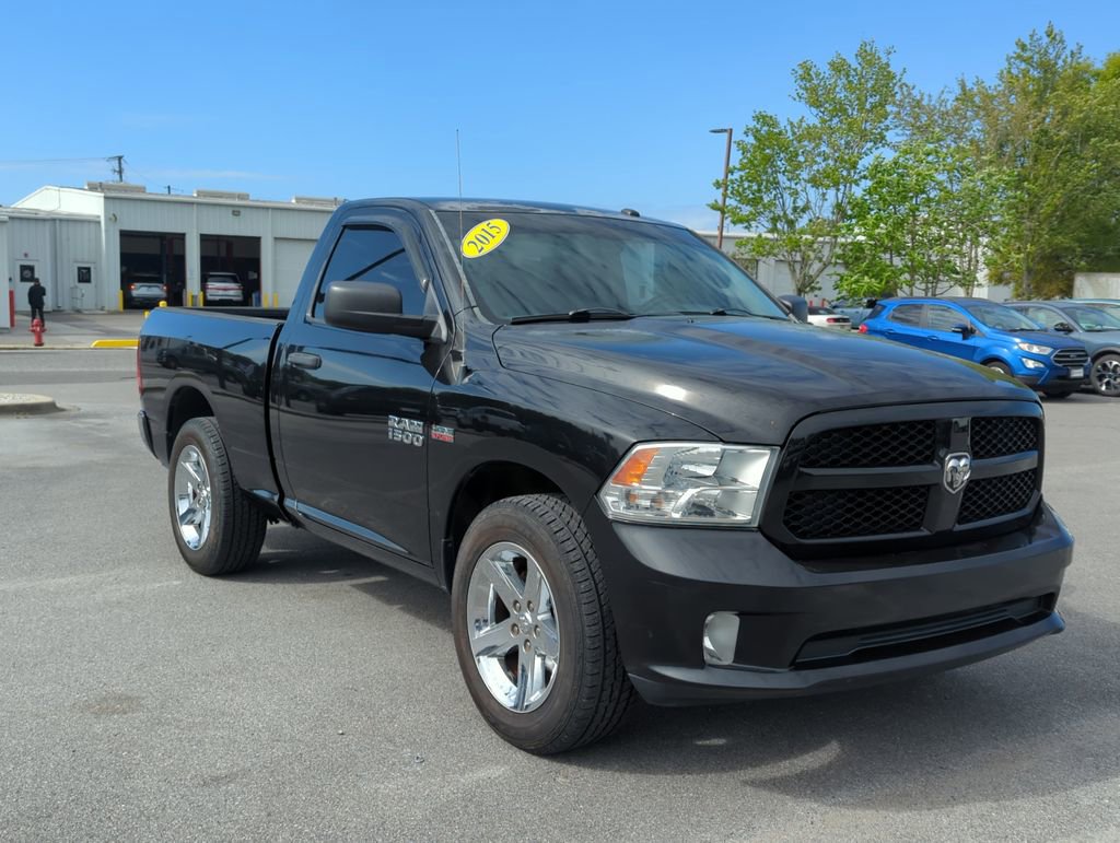 Used 2015 RAM 1500 Express RWD image 9