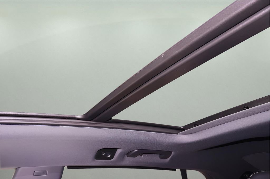 New 2025 Audi Q8 Premium Plus image 29