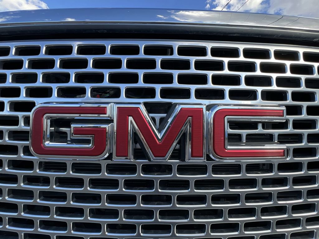 Certified 2017 GMC Yukon Denali w/ Open Road Package image 32