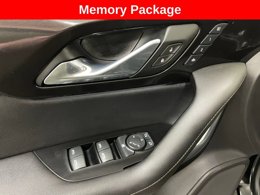 Used 2019 Chevrolet Blazer Premier w/ Sun and Wheels Package FWD image 30