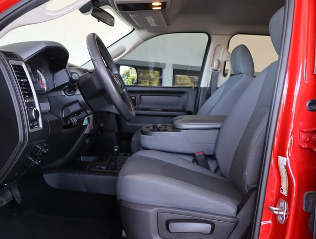 Used 2018 RAM 2500 Tradesman w/ Chrome Appearance Group AWD/4WD image 17