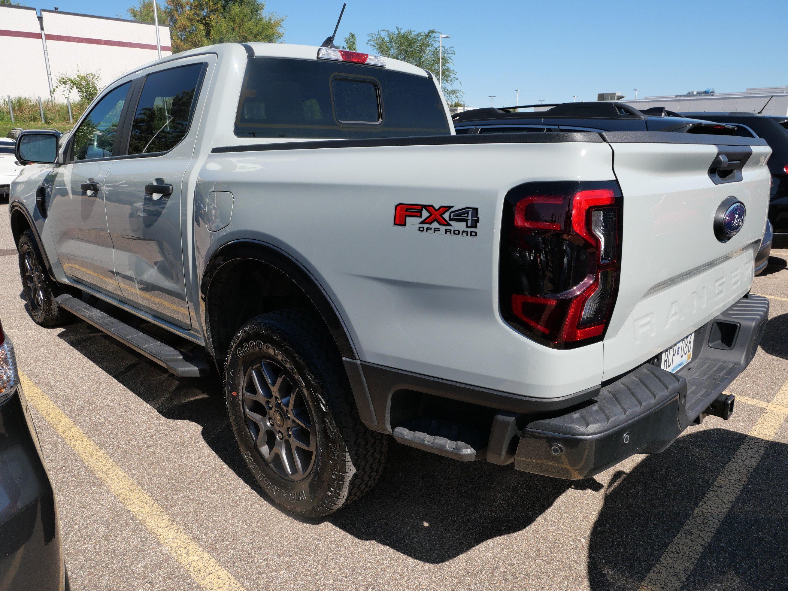 Used 2024 Ford Ranger XLT AWD/4WD image 6