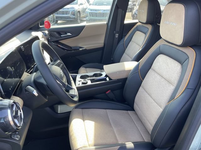 New 2026 Chevrolet Equinox ACTIV w/ Convenience Package III AWD/4WD image 11