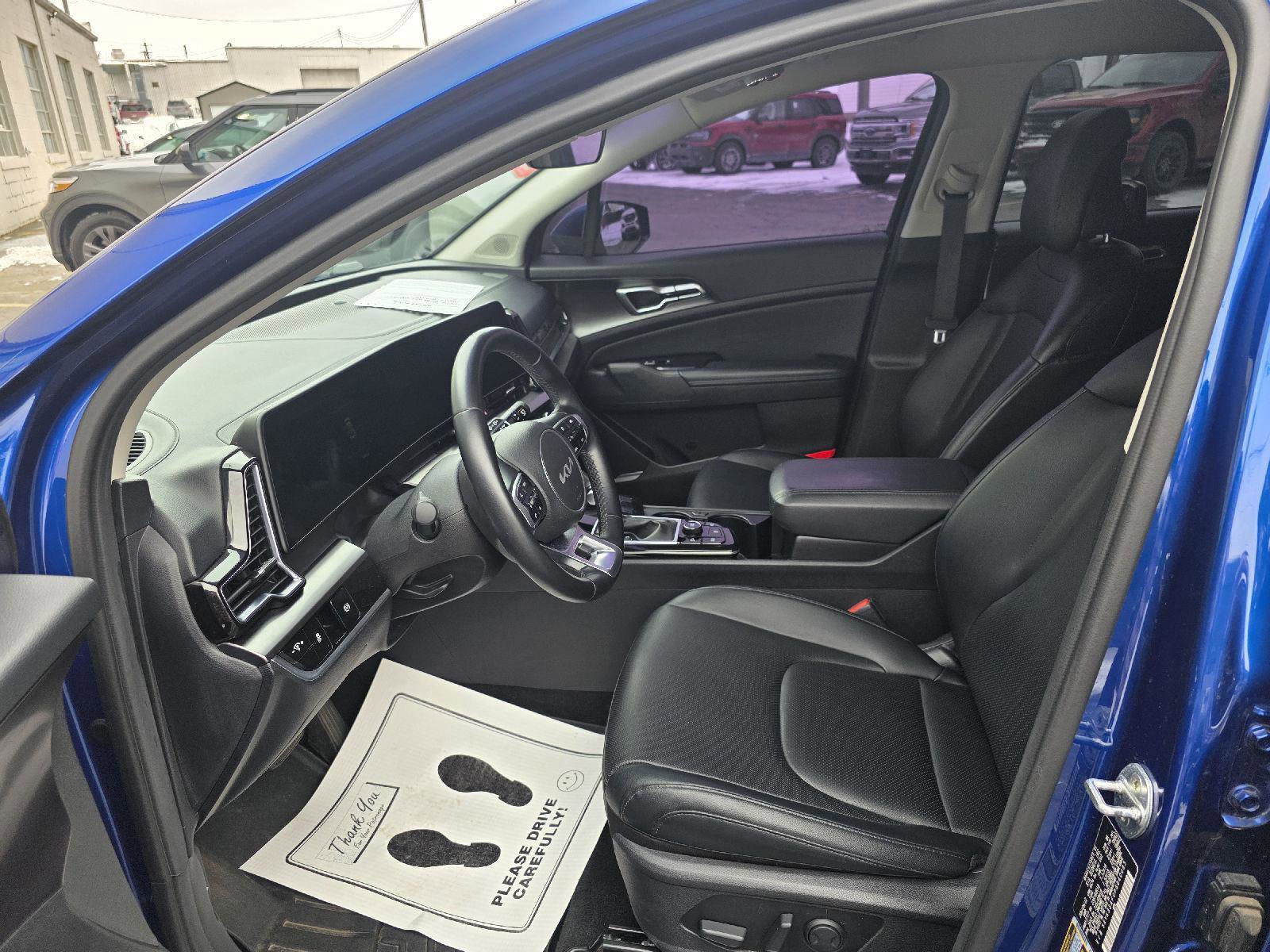 Used 2023 Kia Sportage EX image 14