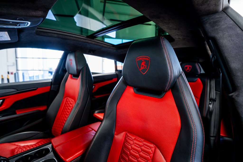 Used 2021 Lamborghini Urus image 42