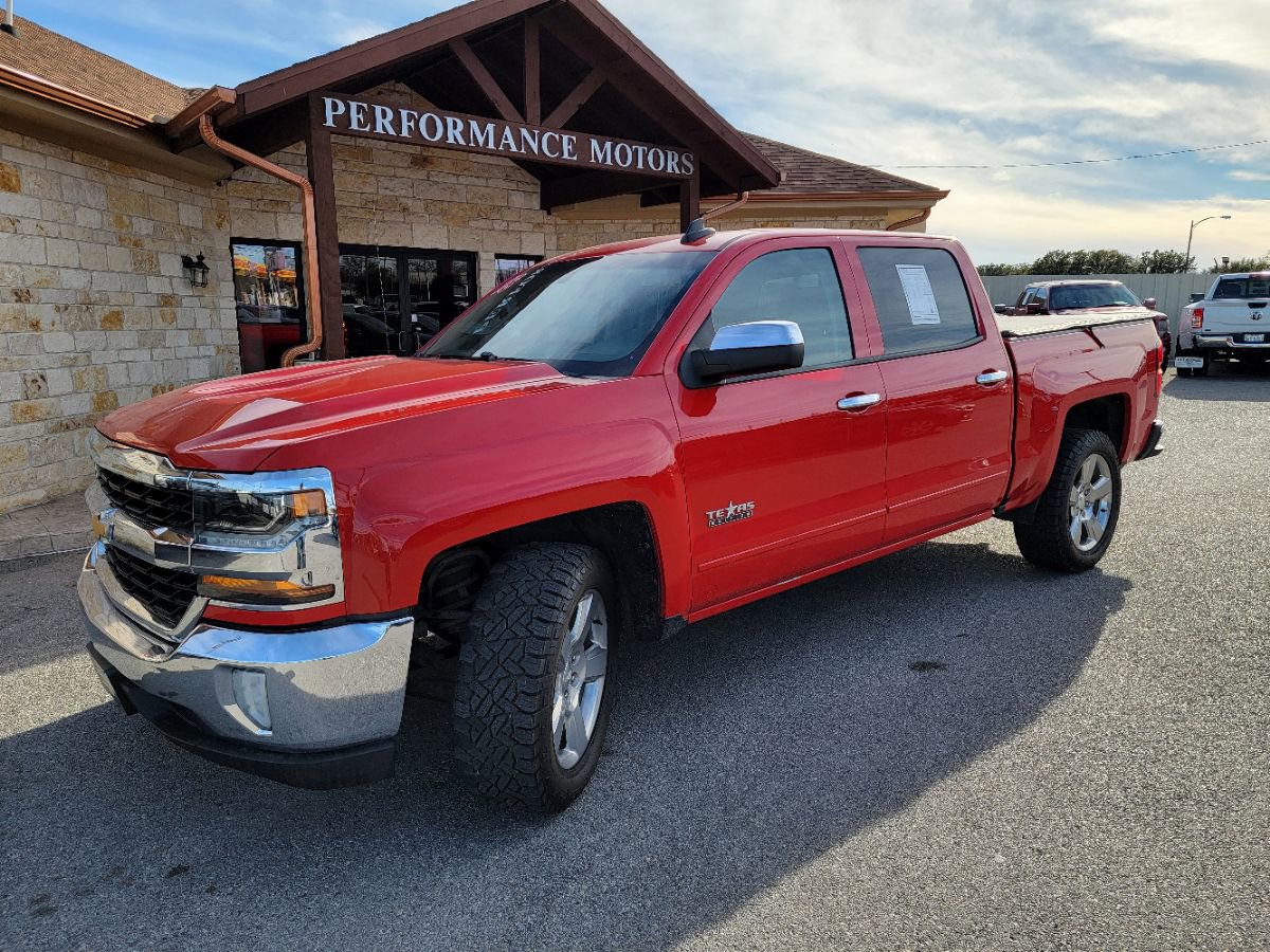 Used 2018 Chevrolet Silverado 1500 LT w/ Texas Edition RWD image 24