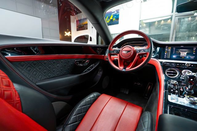 Used 2020 Bentley Continental GT V8 AWD/4WD image 11