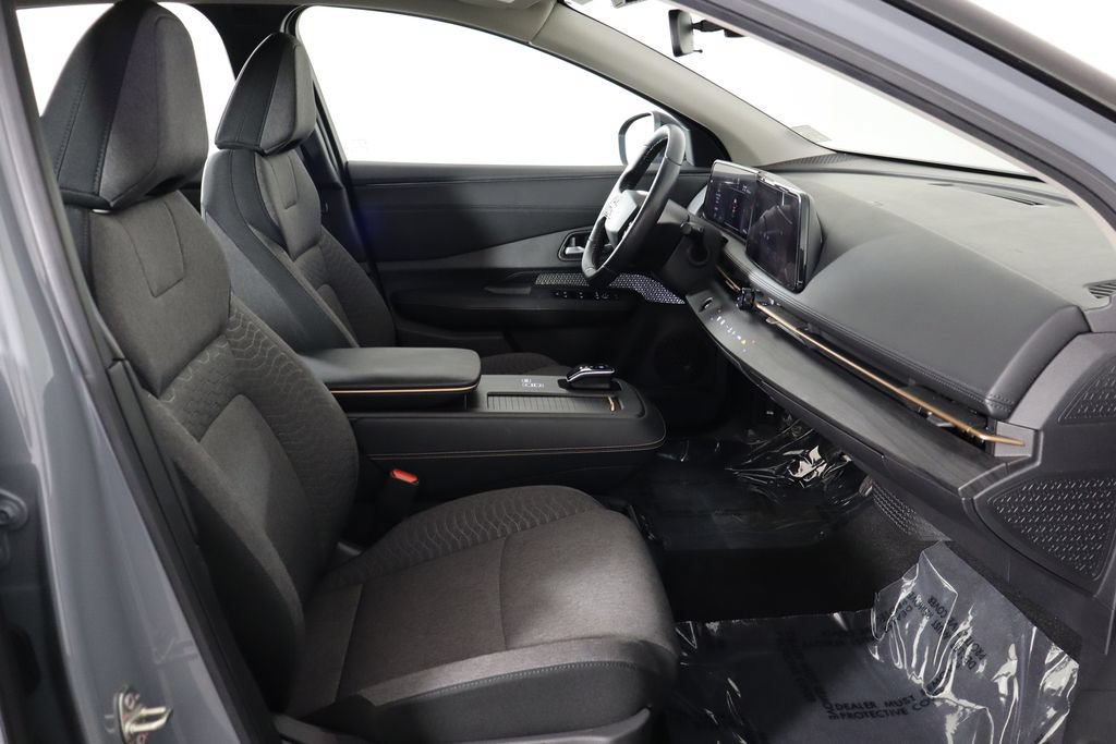 Used 2023 Nissan Ariya FWD image 18
