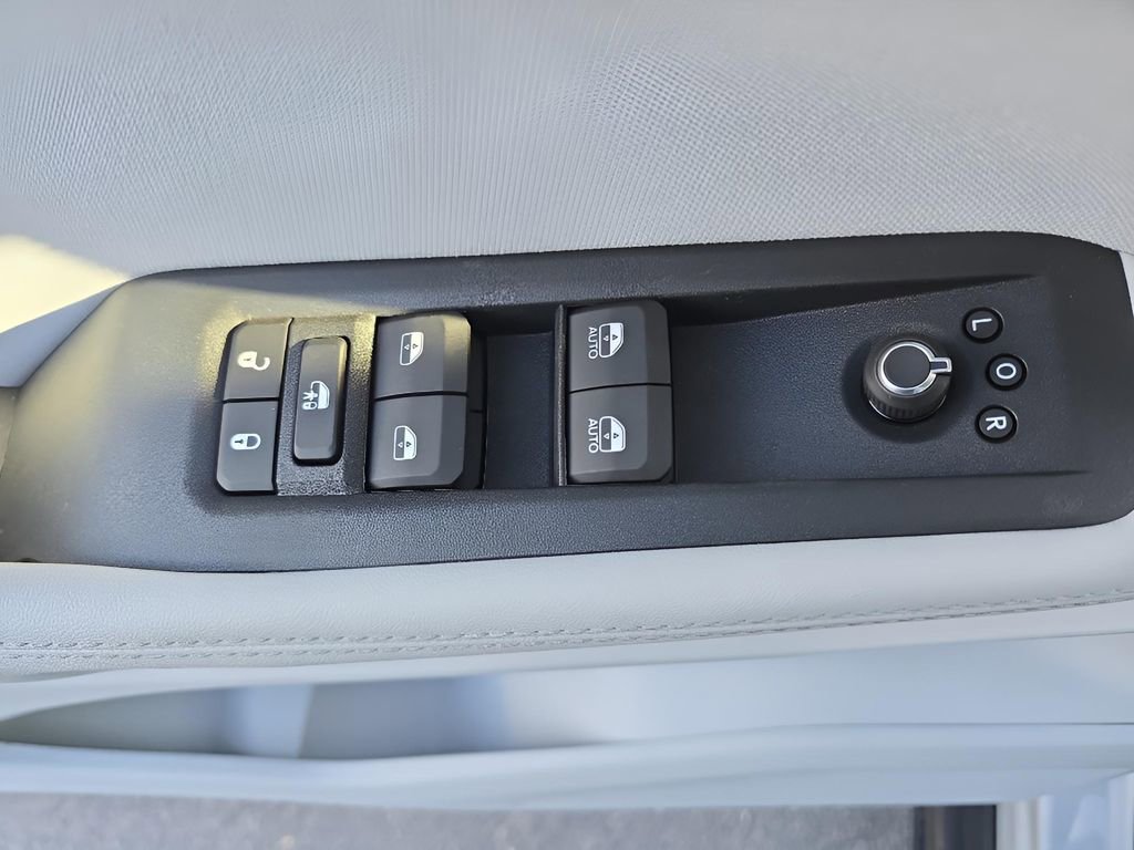 New 2026 Jeep Cherokee Laredo AWD/4WD image 13