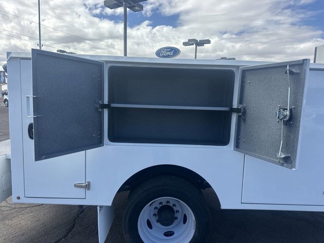New 2023 Ford F550 2WD Regular Cab Super Duty image 9