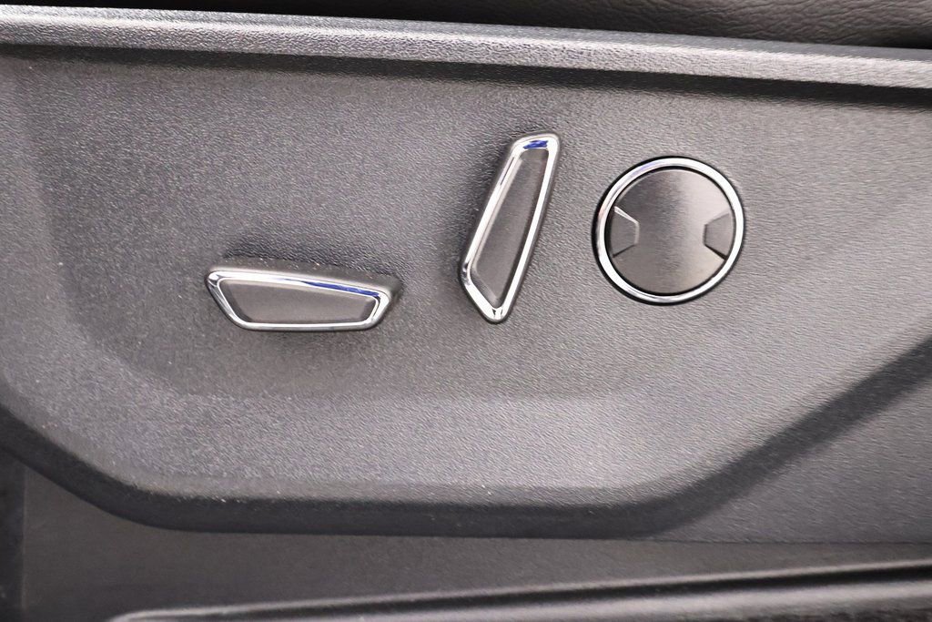 Used 2025 Ford F150 Lariat w/ Equipment Group 502A High image 14