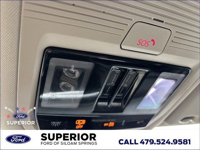 Used 2025 Volkswagen Atlas Peak Edition SE AWD/4WD image 47