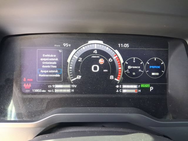 Used 2025 Toyota Tundra Limited AWD/4WD image 17