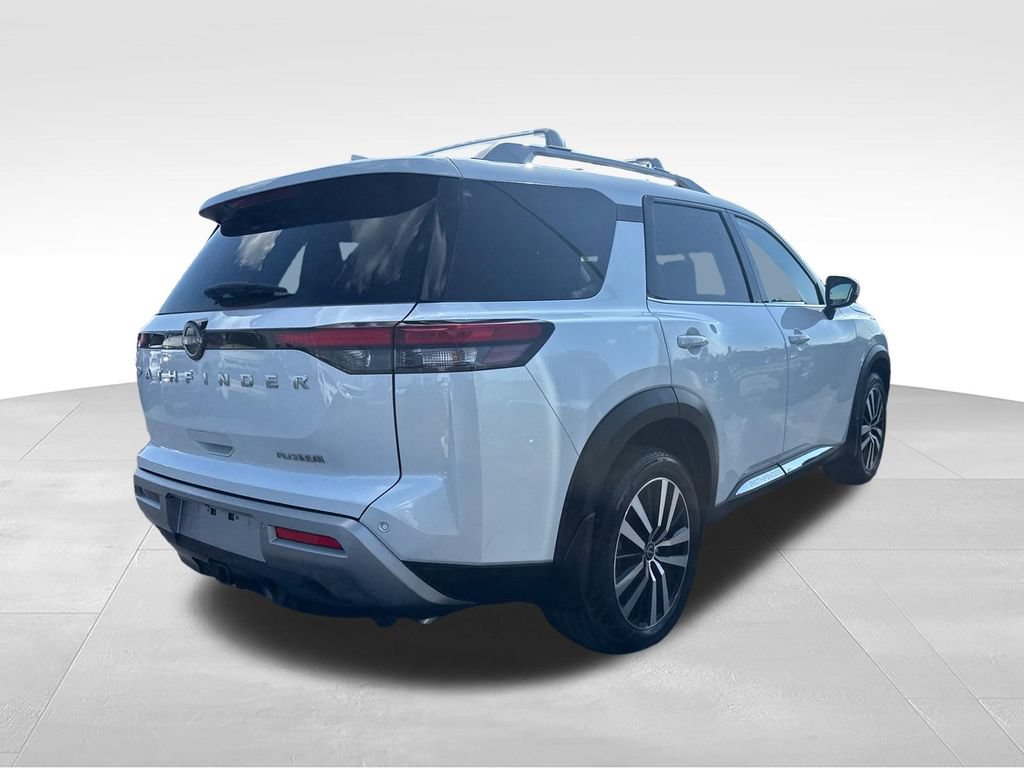 Used 2025 Nissan Pathfinder Platinum FWD image 6