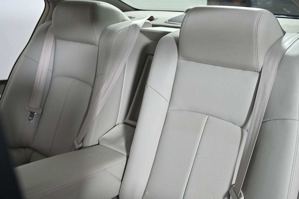 Used 2012 INFINITI G37 Journey w/ Premium Pkg image 24