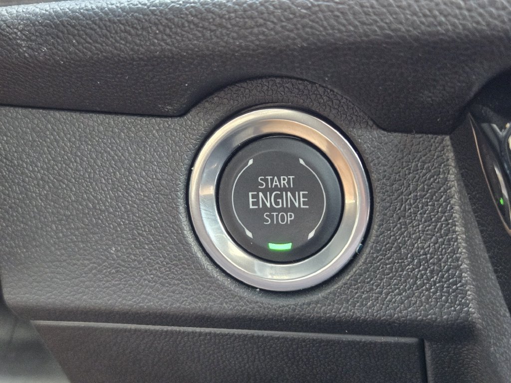 Used 2026 Chevrolet Traverse LT w/ Driver Confidence Package FWD image 22