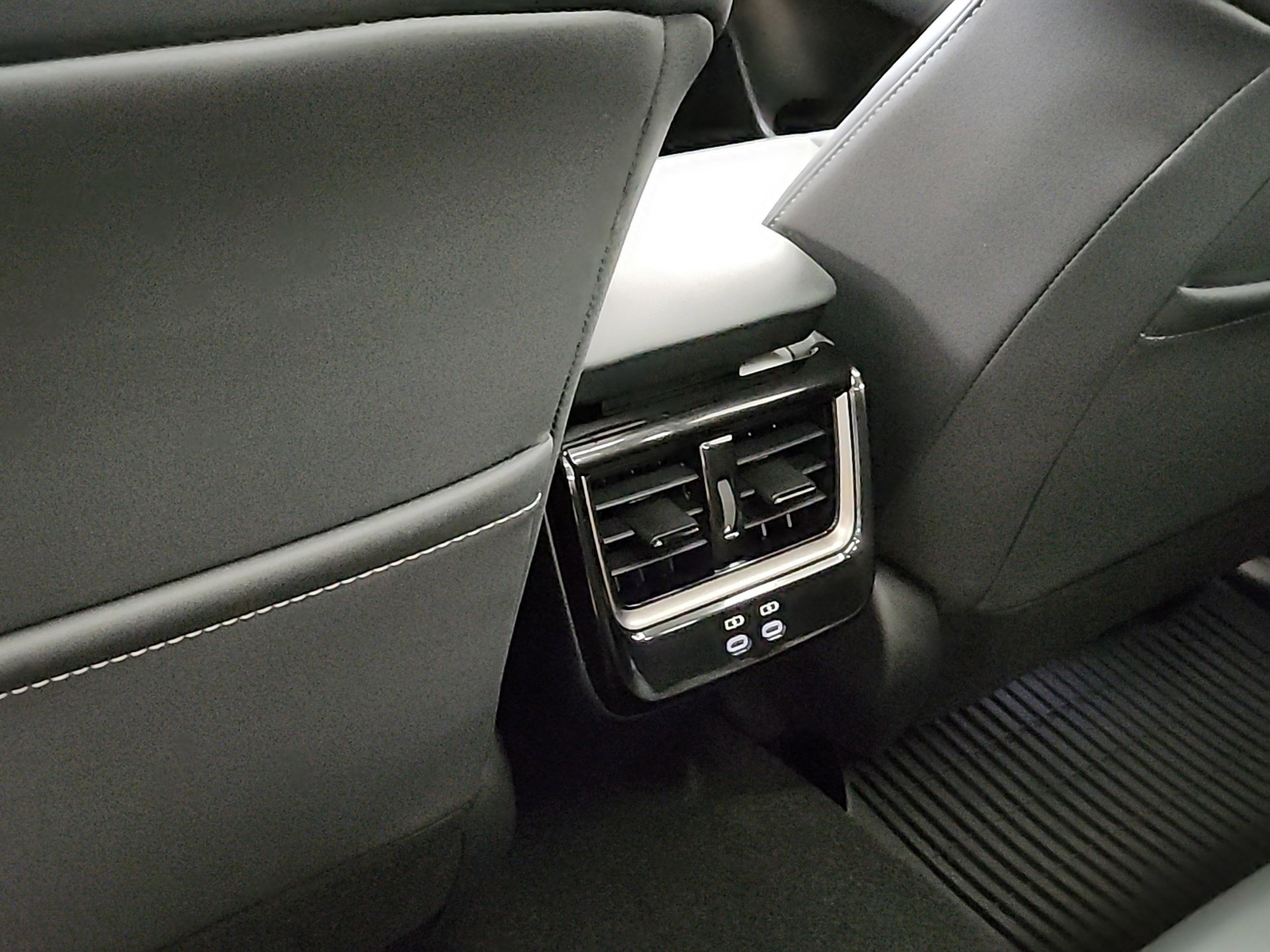 New 2026 Toyota Crown Platinum AWD/4WD image 24