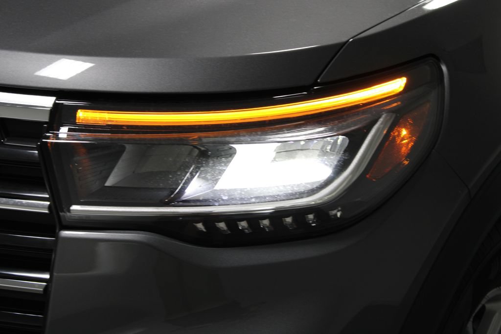 New 2026 Ford Explorer Active RWD image 50