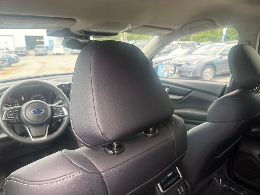 Used 2026 Subaru Ascent Premium AWD/4WD image 13