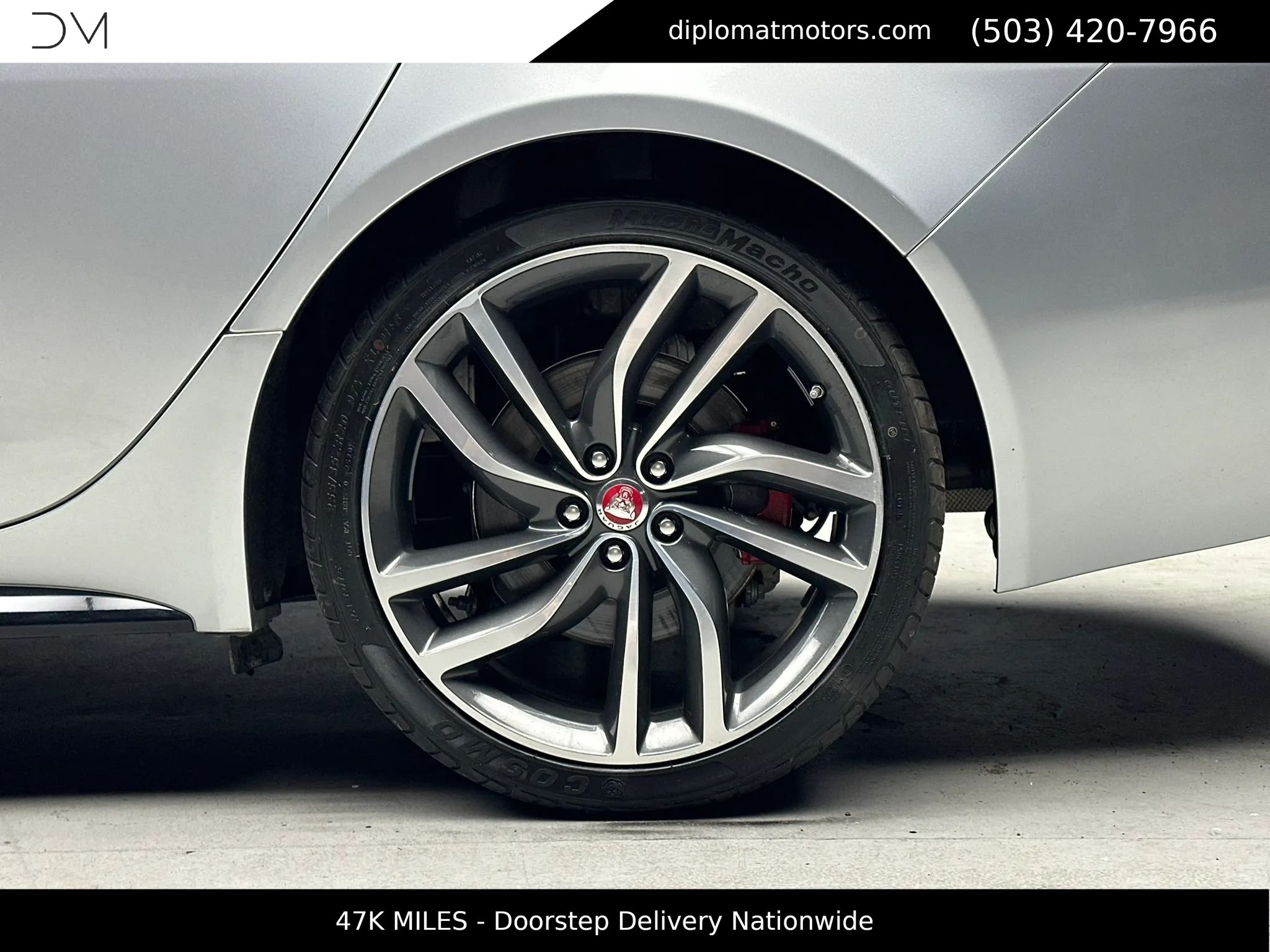 Used 2018 Jaguar XF S RWD image 41