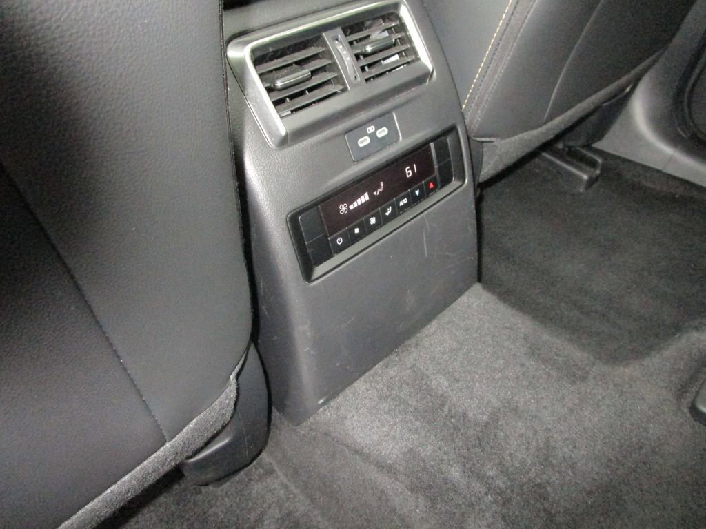 Used 2024 MAZDA CX-90 3.3 Turbo w/ Premium Package image 19