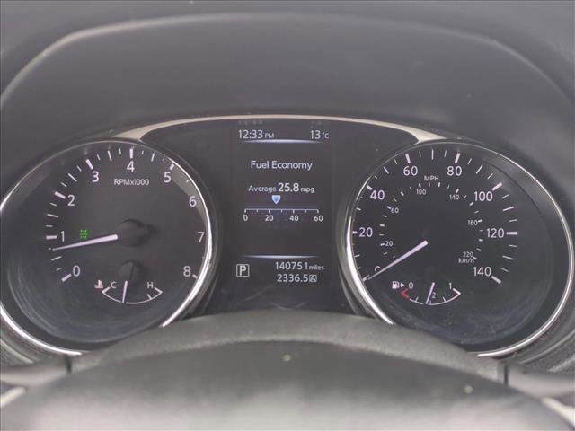 Used 2014 Nissan Rogue SV image 11