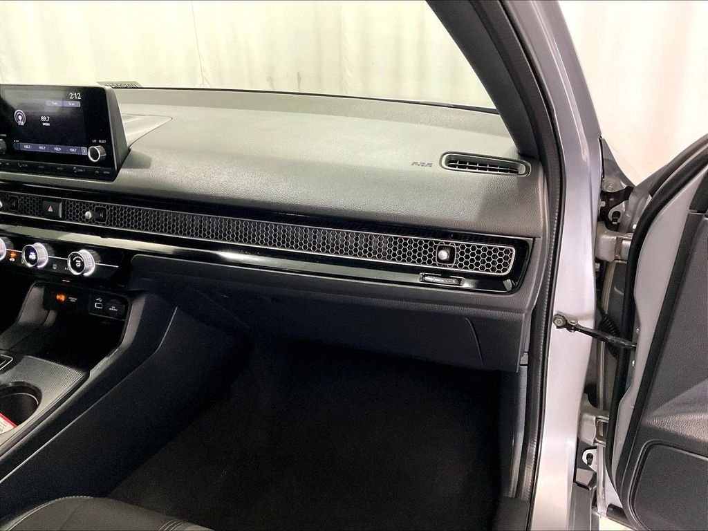 Used 2023 Honda Civic Sport image 13