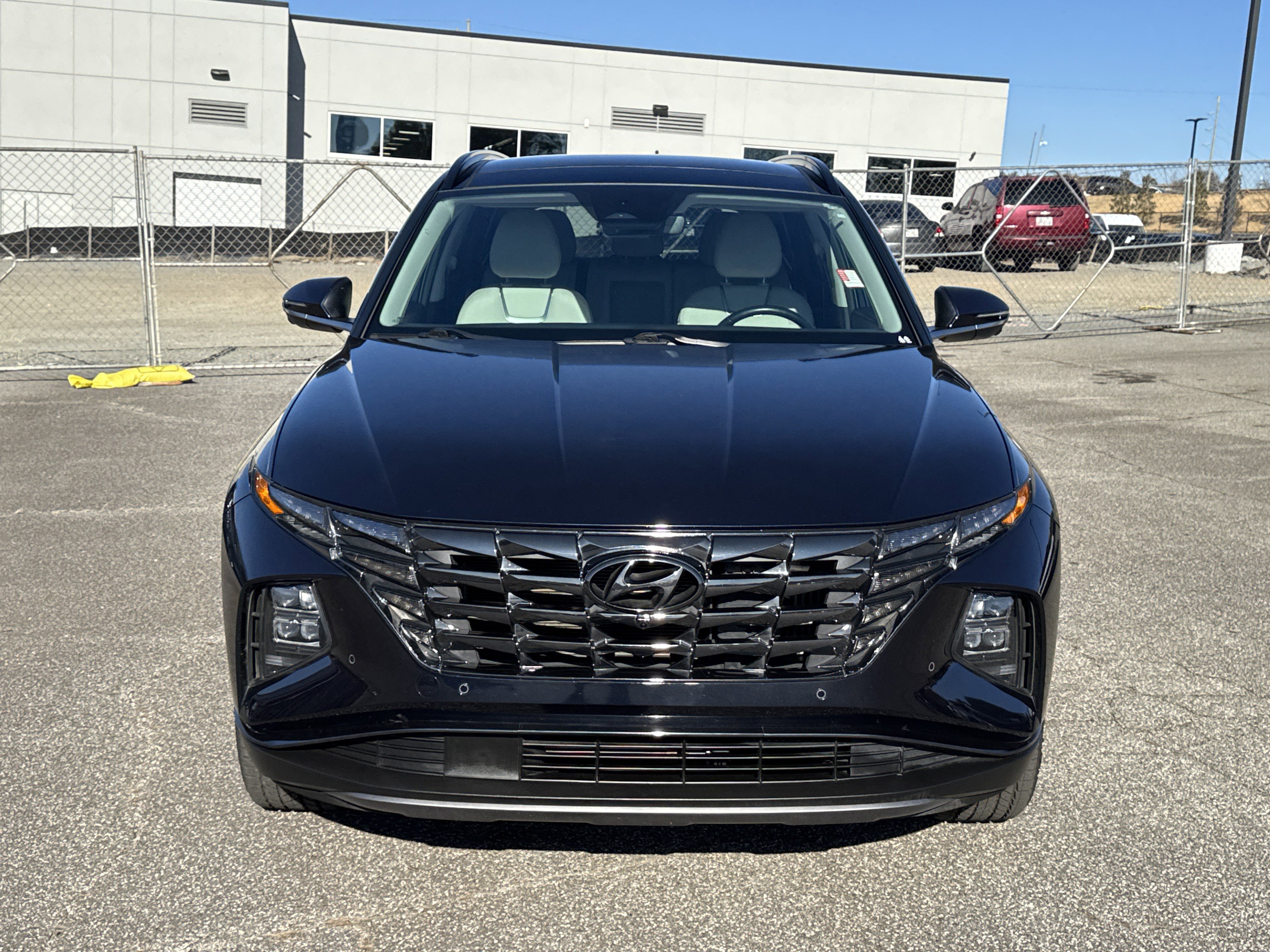 Used 2022 Hyundai Tucson Limited image 2