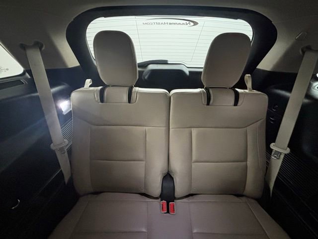 Used 2021 Ford Explorer XLT w/ Equipment Group 202A image 12