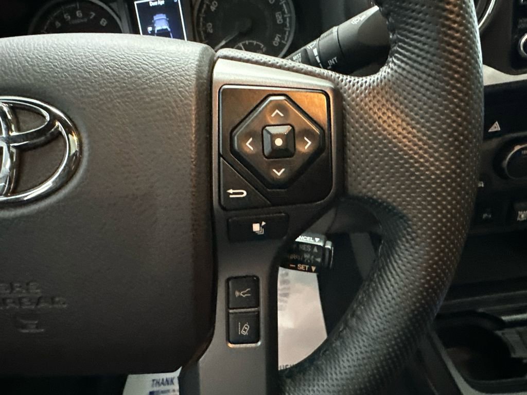 Used 2022 Toyota Tacoma TRD Off-Road w/ TRD Premium Off Road Package image 24