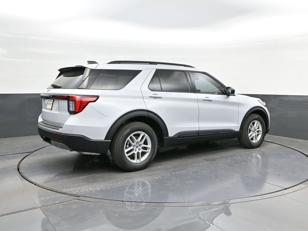 New 2026 Ford Explorer Active w/ Active Comfort Package image 15