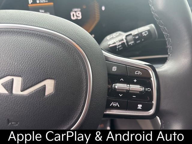 Certified 2025 Kia Carnival image 25