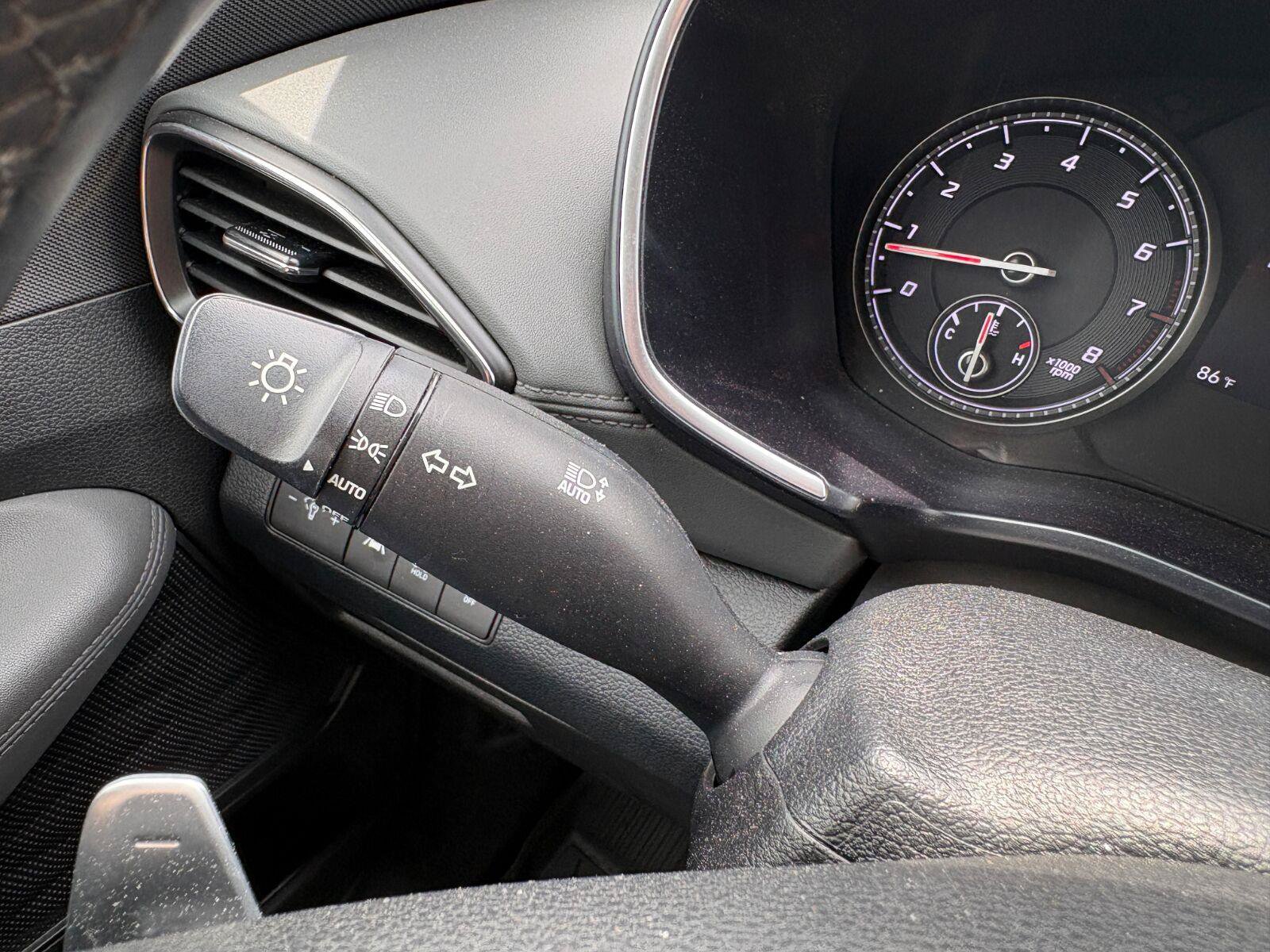 Used 2023 Hyundai Santa Fe SEL FWD image 33