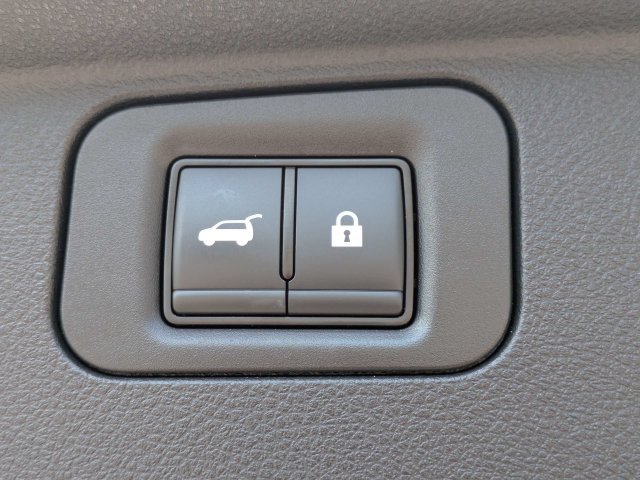Used 2025 Nissan Armada Platinum w/ Convenience Package RWD image 13