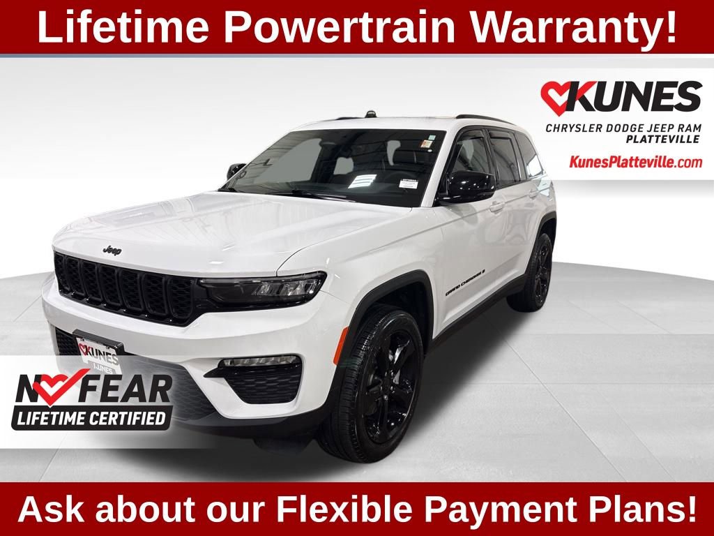 Used 2025 Jeep Grand Cherokee Limited w/ Black Appearance Package image 5