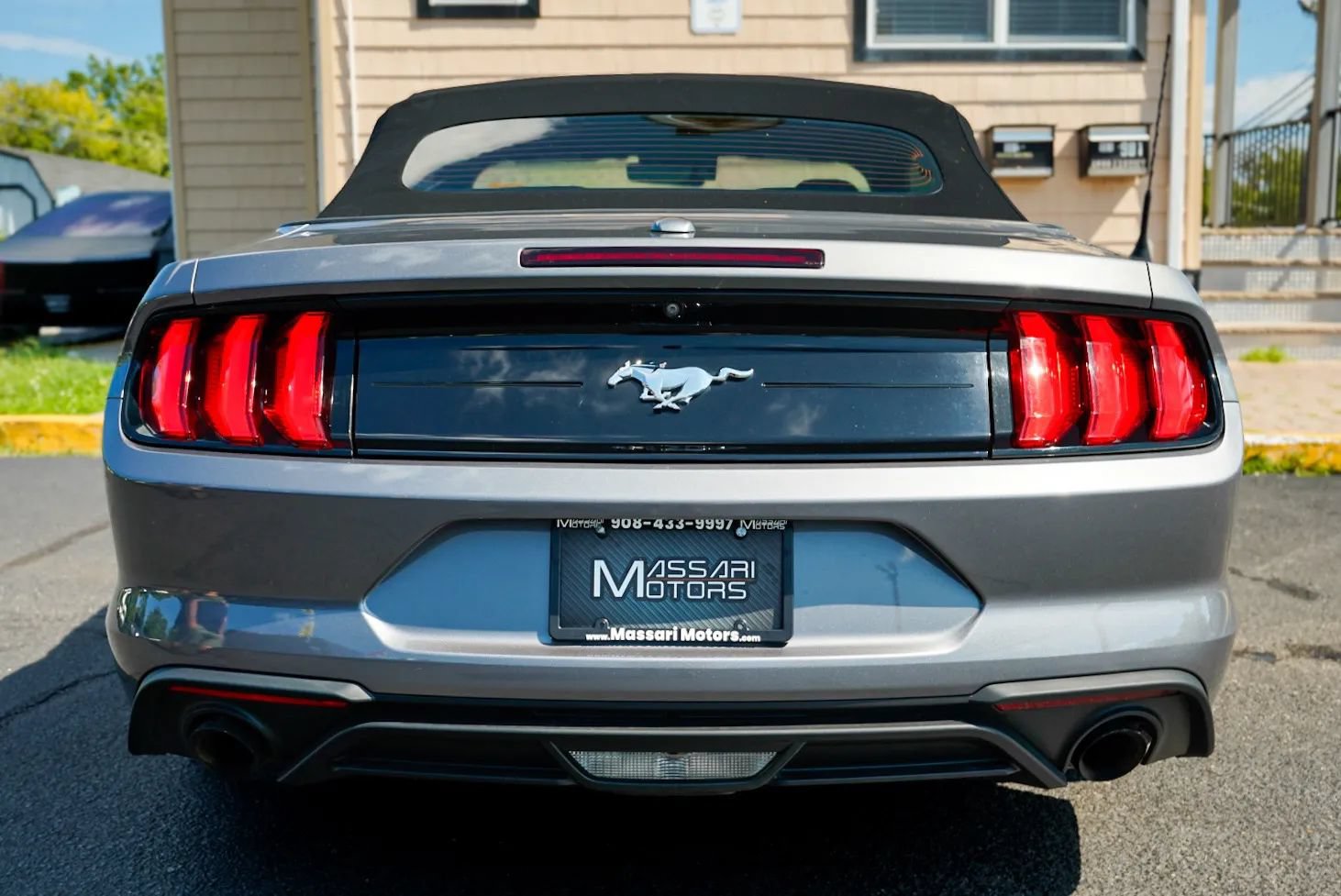 Used 2021 Ford Mustang Convertible RWD image 15