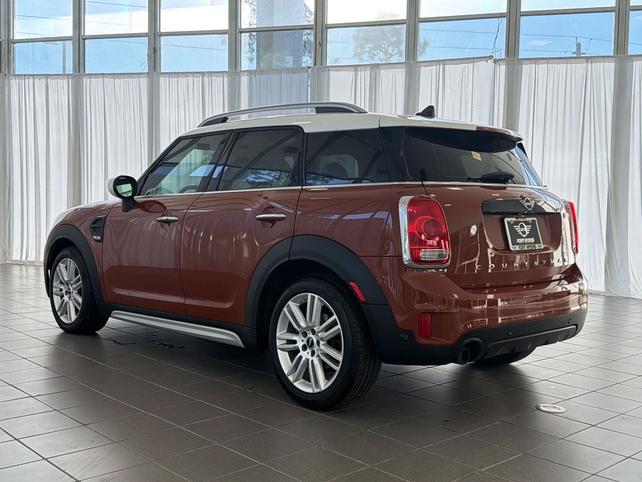 Used 2020 MINI Cooper Countryman image 3
