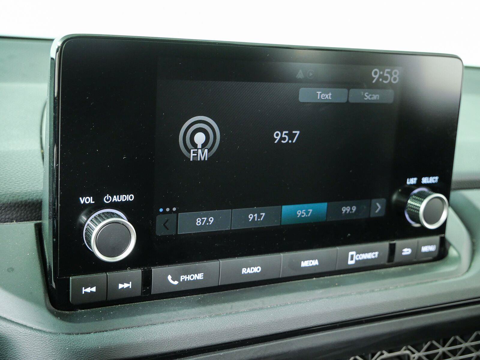 Used 2025 Honda Accord SE image 13