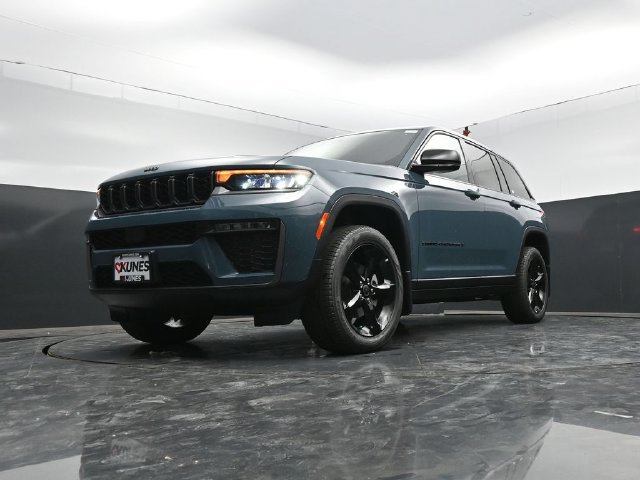 New 2027 Jeep Grand Cherokee Limited w/ Limited Altitude Package AWD/4WD image 53