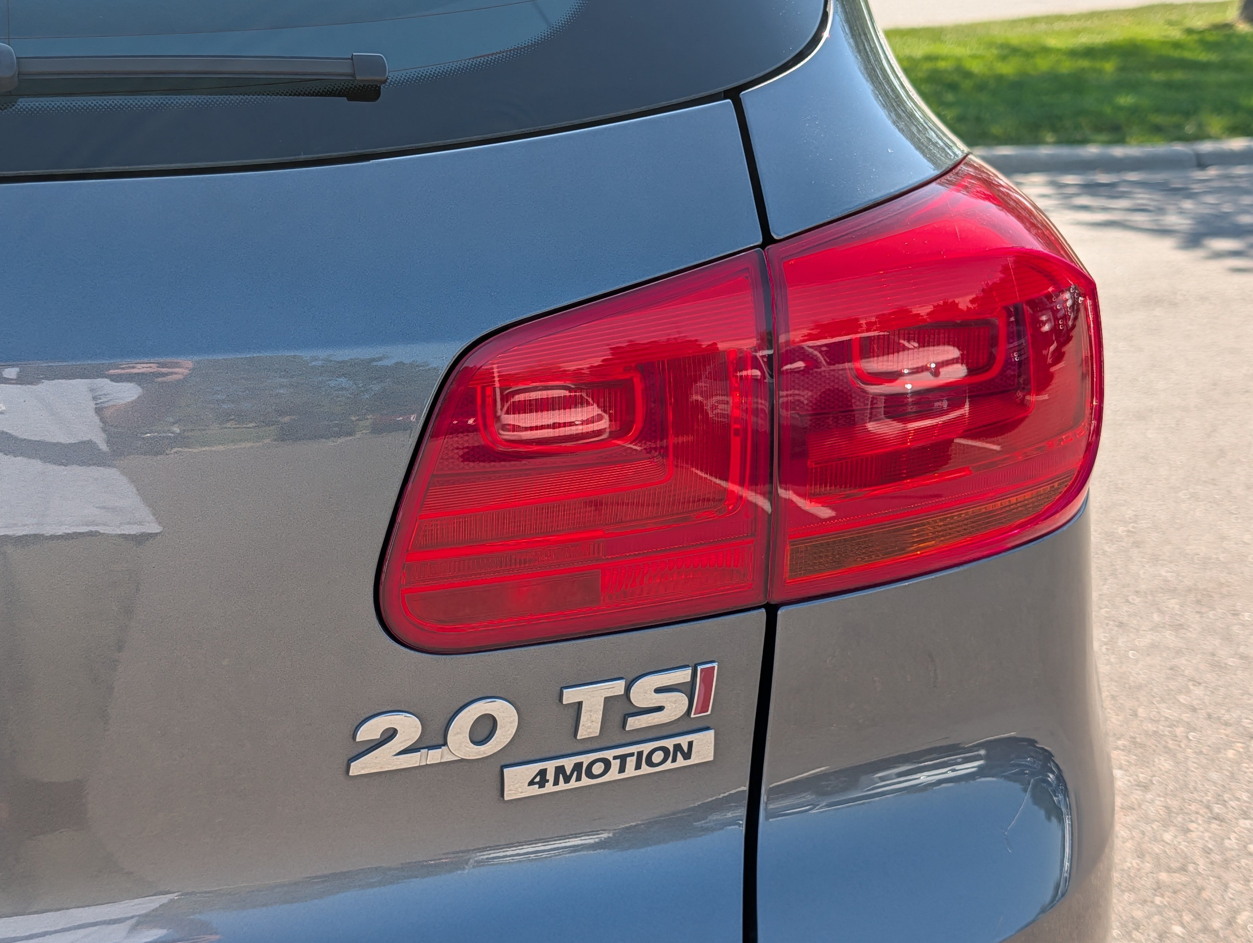 Used 2014 Volkswagen Tiguan S AWD/4WD image 17