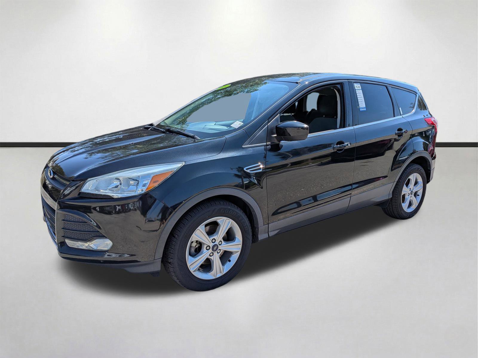 Used 2015 Ford Escape SE image 8