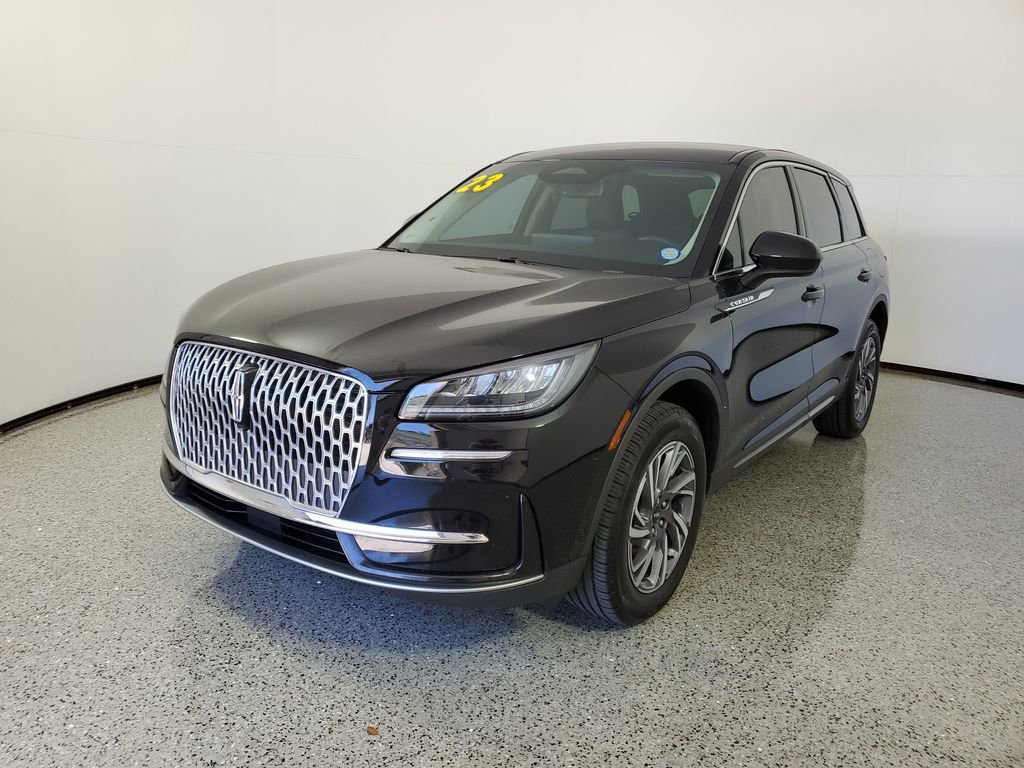 Certified 2023 Lincoln Corsair AWD image 2