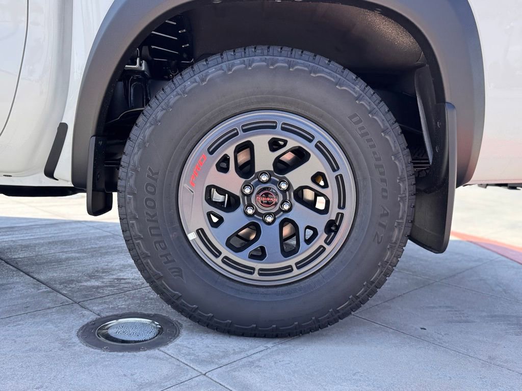 New 2025 Nissan Frontier PRO-4X w/ Interior Protection Package image 8