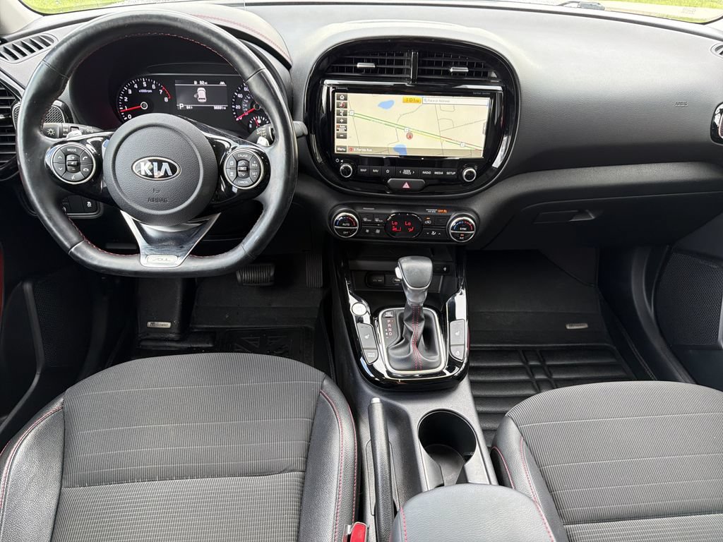 Used 2021 Kia Soul Turbo FWD image 13