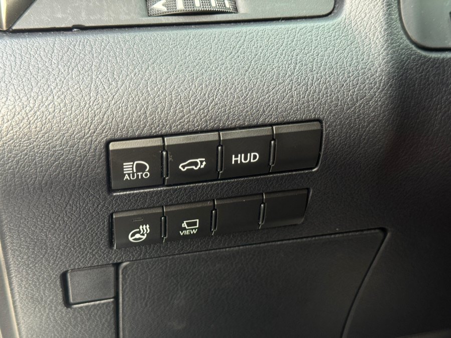 Used 2021 Lexus RX 350L AWD w/ Luxury Package image 47